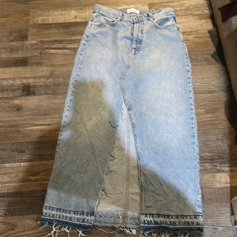 Zara Jean skirt size small